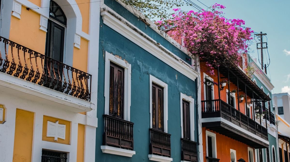 Colourful colonial houses in Old San Juan, Puerto Rico